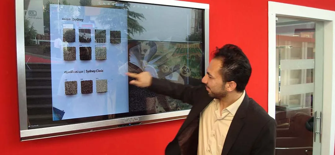 اجاره نمایشگر لمسی کاواک