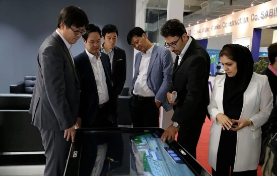 Cavac 55-Inch Touch Table: Transforming Booths into Interactive Hubs